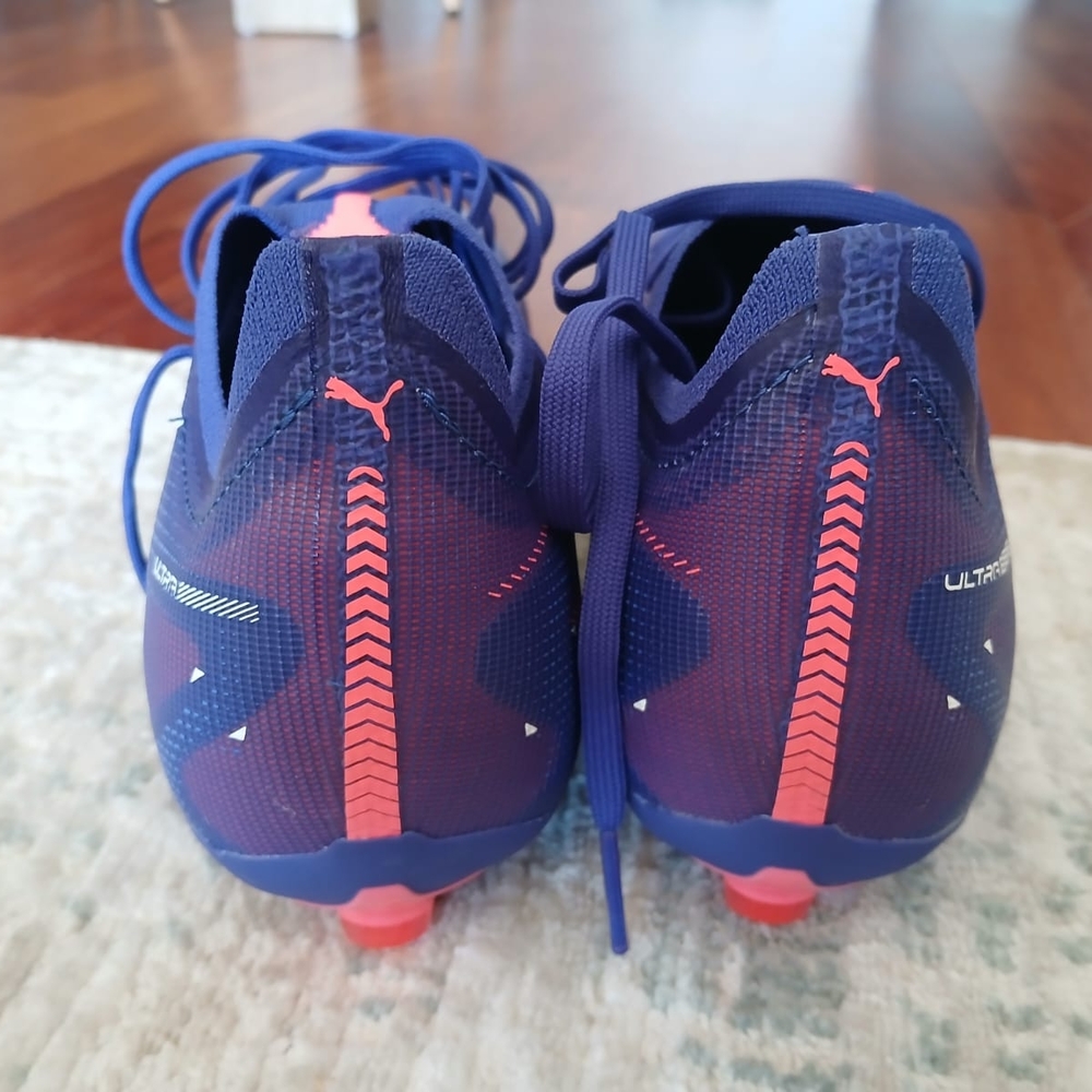 Puma  Ultra Soccer Cleats